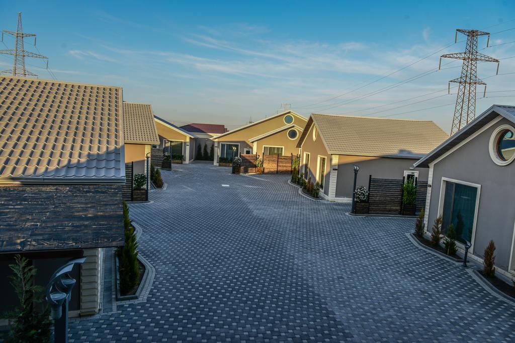 Armada Villa Hotel Zabrat Bagian luar foto