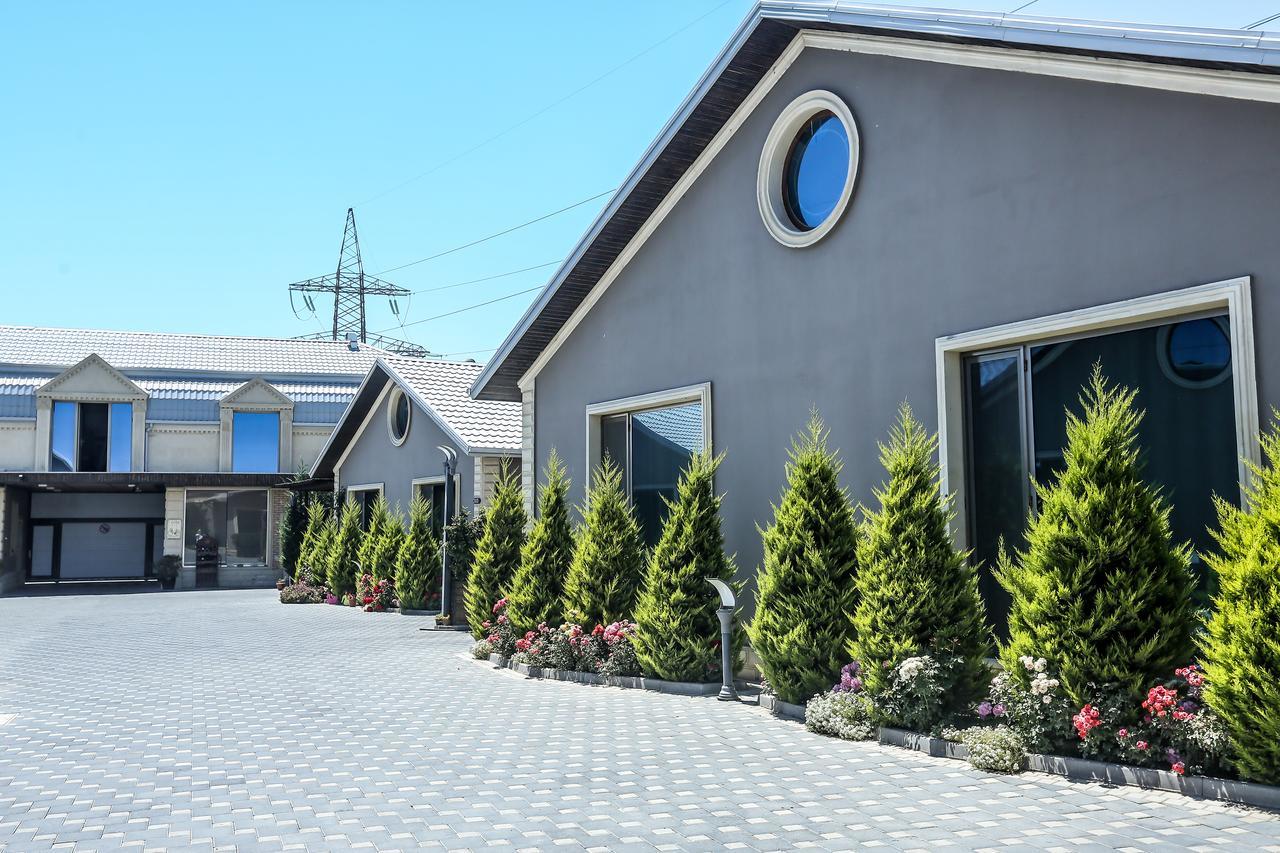 Armada Villa Hotel Zabrat Bagian luar foto